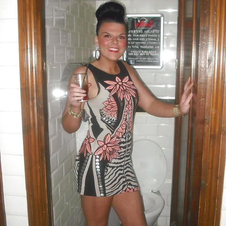 25P Irish traveller girls