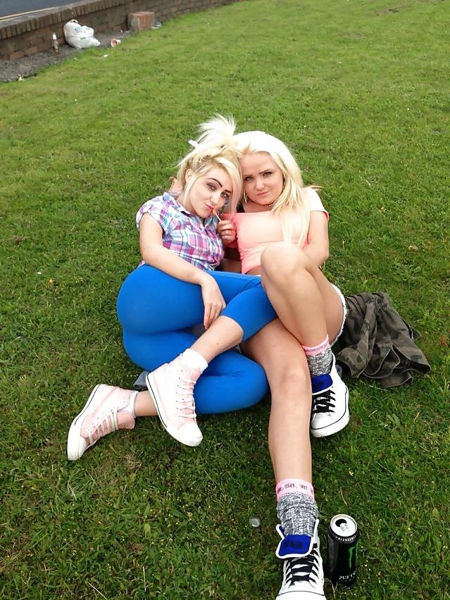 25P Irish traveller girls