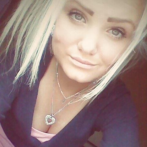 25P Irish traveller girls