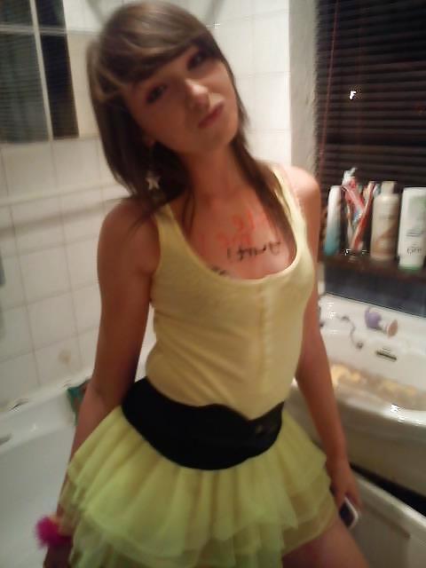 25P Irish traveller girls