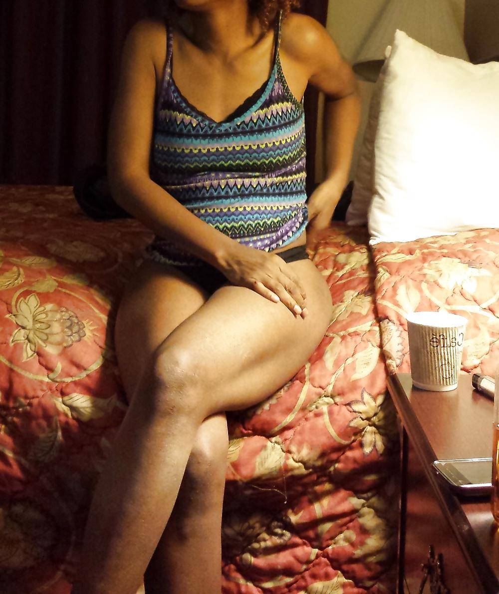 14P Ebony Swinger Wife
