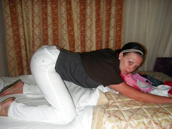 4P Laura becomes a good slut when boyfriend is not there...