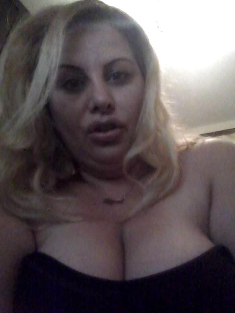 25P Busty israeli 