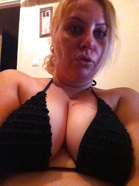 25P Busty israeli 