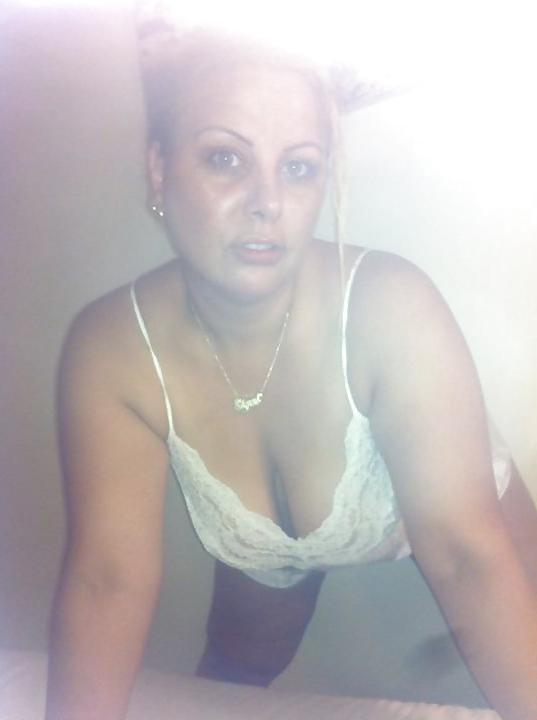 25P Busty israeli 