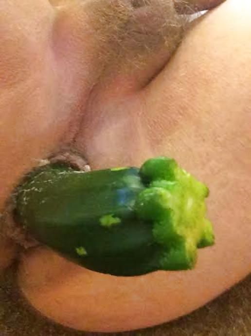 16P Self anal fuck