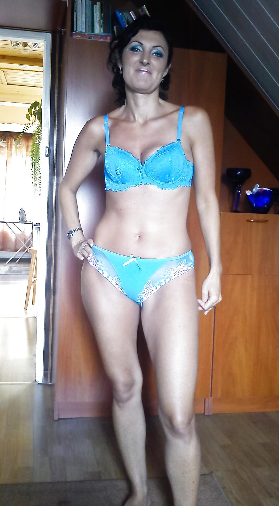 25P Polish Wife Anja33y