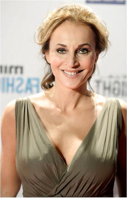 25P Caroline Beil Milf Cumface