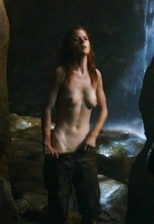 25P Tits n Ass Celebs 