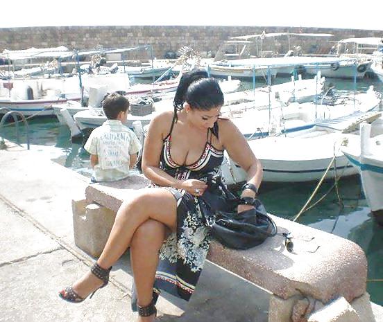 25P Arab sexy milfs 2, 2014