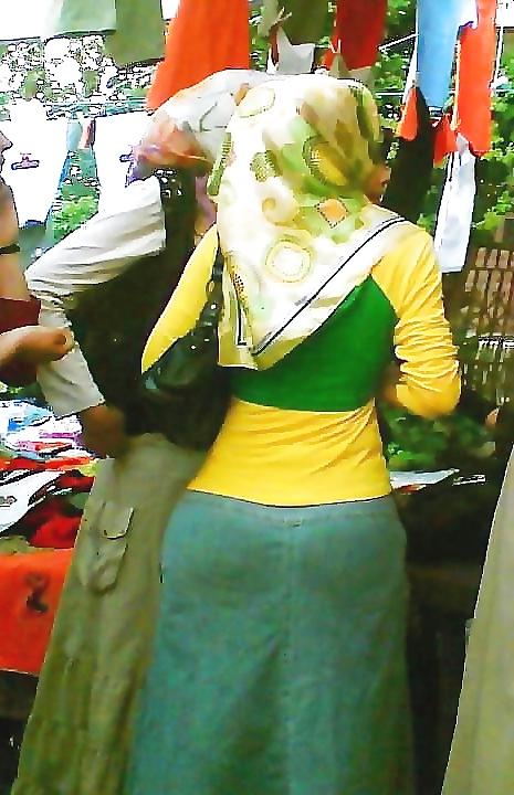 25P Arab sexy milfs 2, 2014