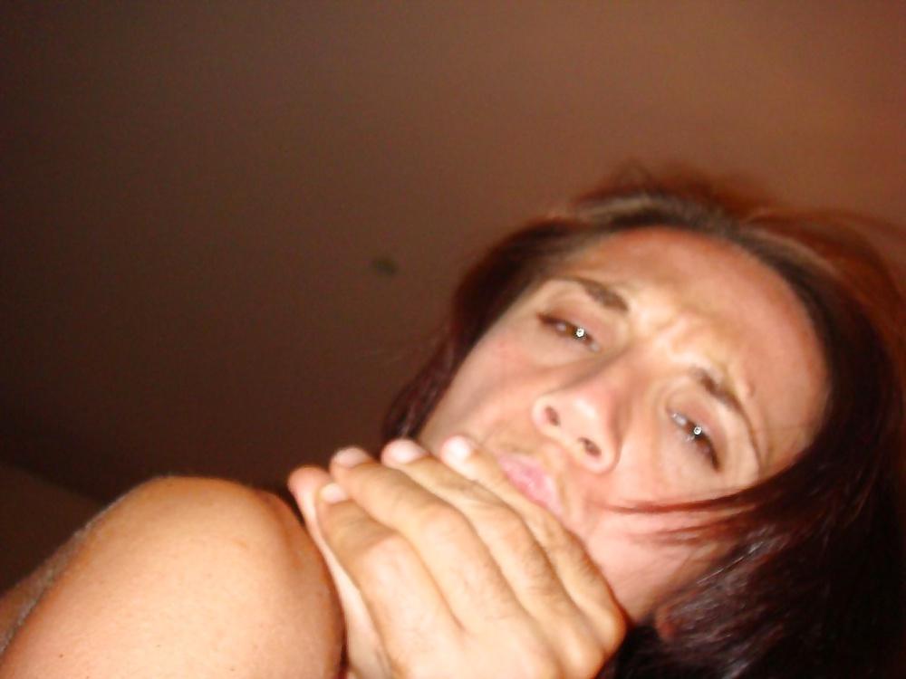 25P Beautiful MILF