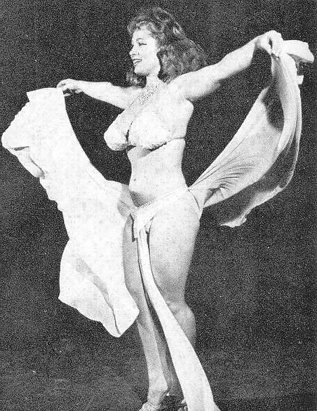 18P BUSTY VINTAGE BABE VIRGINIA BELL