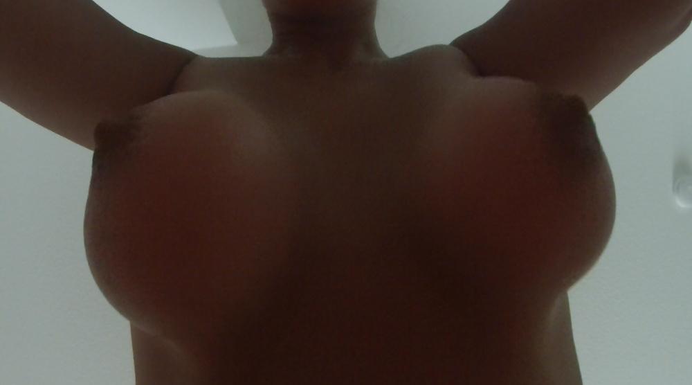 25P Mature GF with perfect saggy tits and hard pink nipples