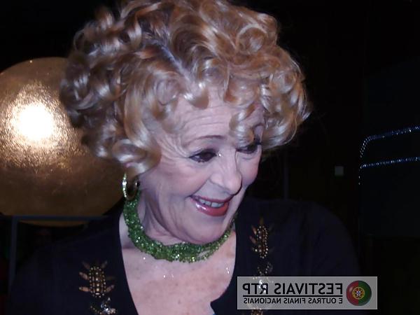 16P Portuguese Celebrity GILF Simone de Oliveira