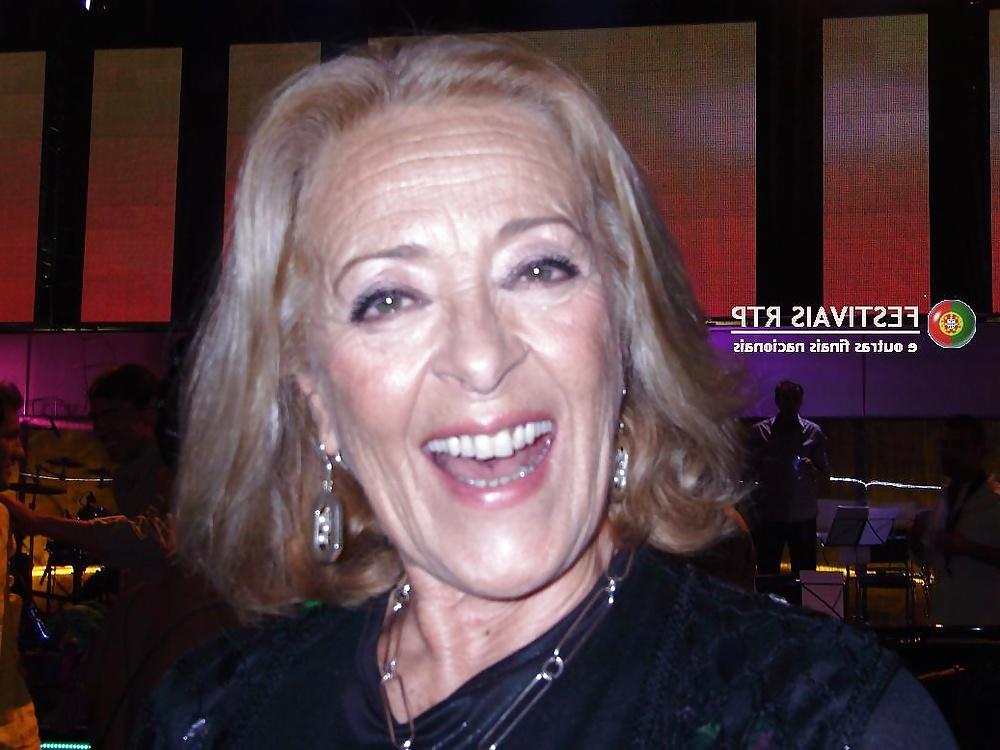 16P Portuguese Celebrity GILF Simone de Oliveira