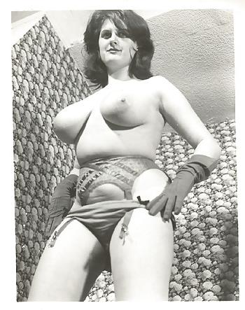 24P BIG TITS 6