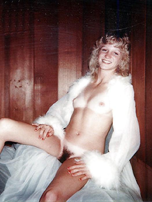 15P Vintage Nudes 1