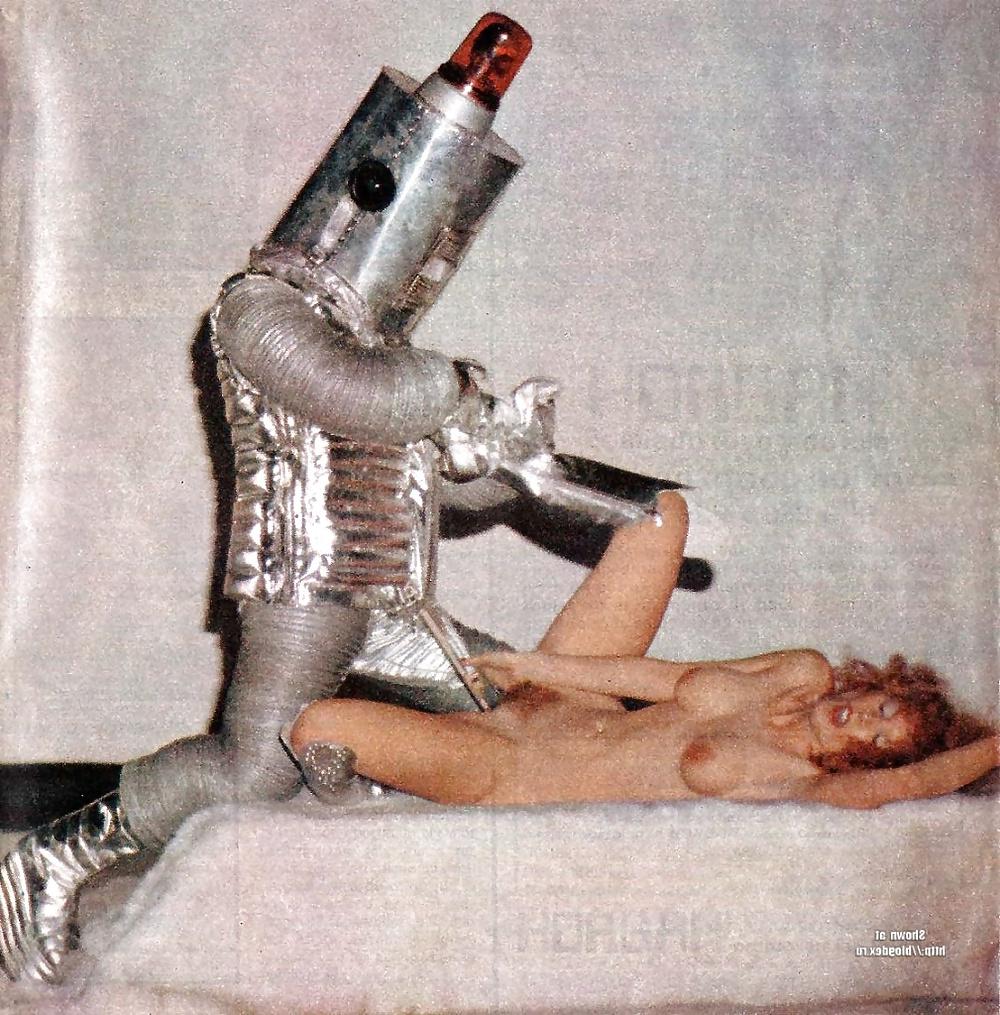 20P Retro Robots Porn - Vintage Porn