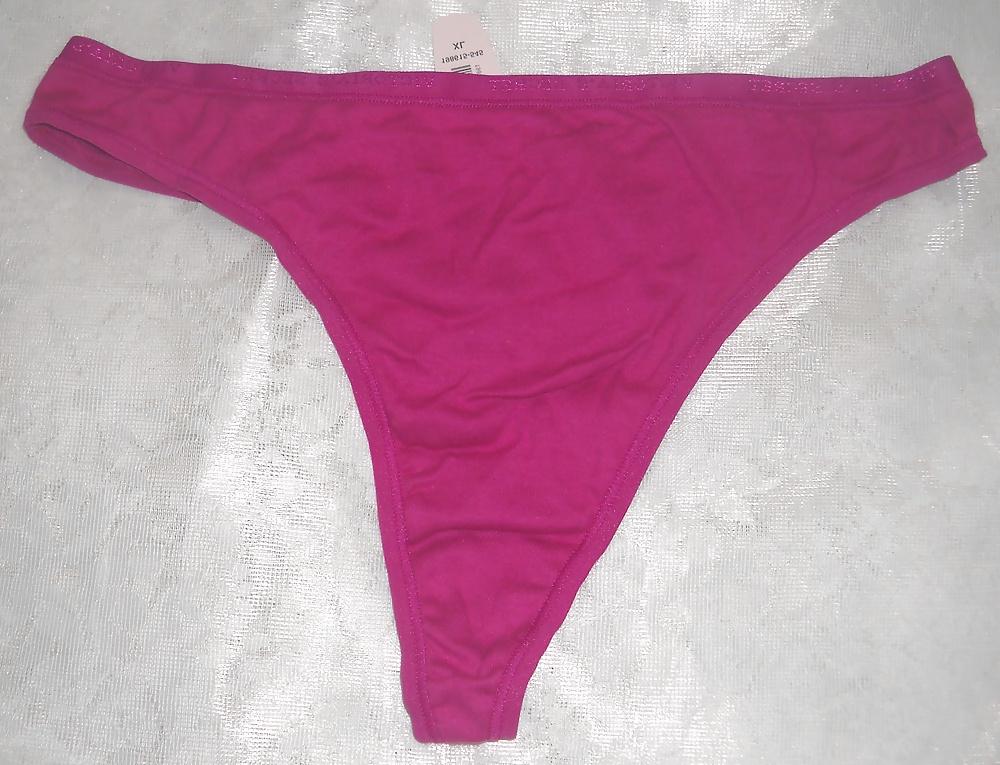 5P My dirty thongs smell so bad and so wet