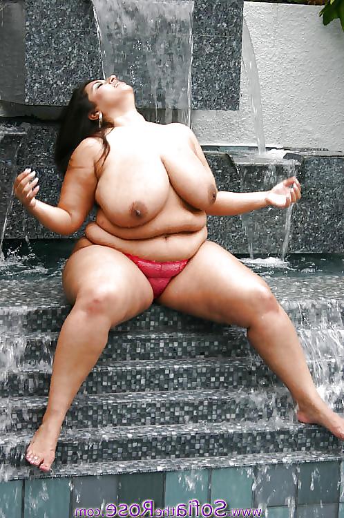 15P BBW and Mature 71 by Searcher1957