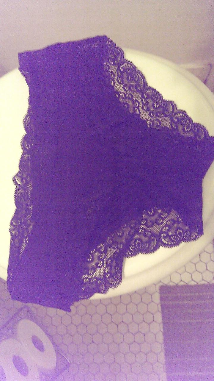 19P Stolen Cell Phone pics of my big titty aunt