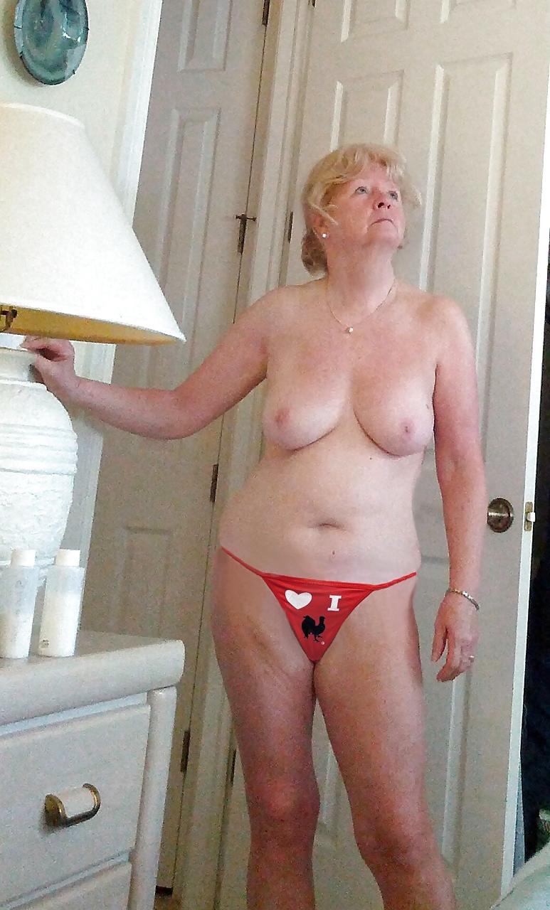 23P I Love Milf's & Gilfs 11