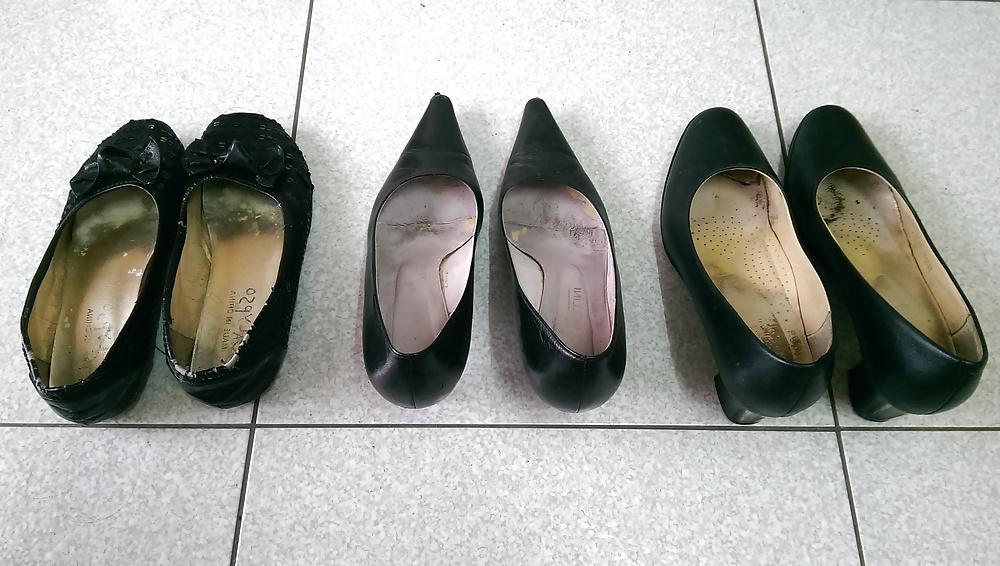 13P Borrowed heel and ballerina from my colleague