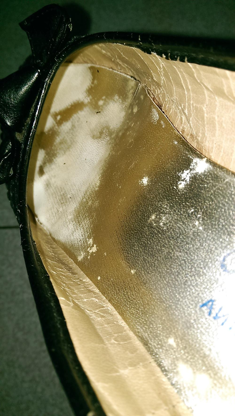 13P Borrowed heel and ballerina from my colleague