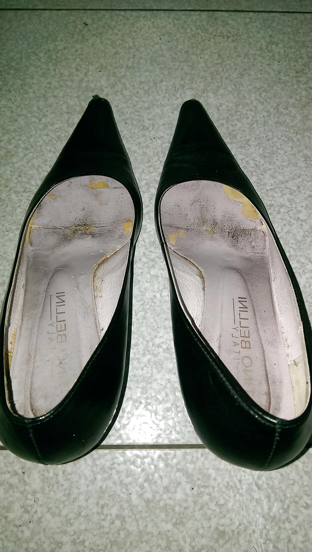 13P Borrowed heel and ballerina from my colleague