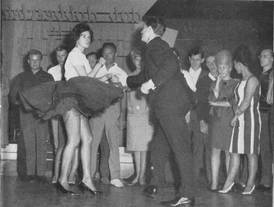 6P Vintage lady in white panties-Let's dance!