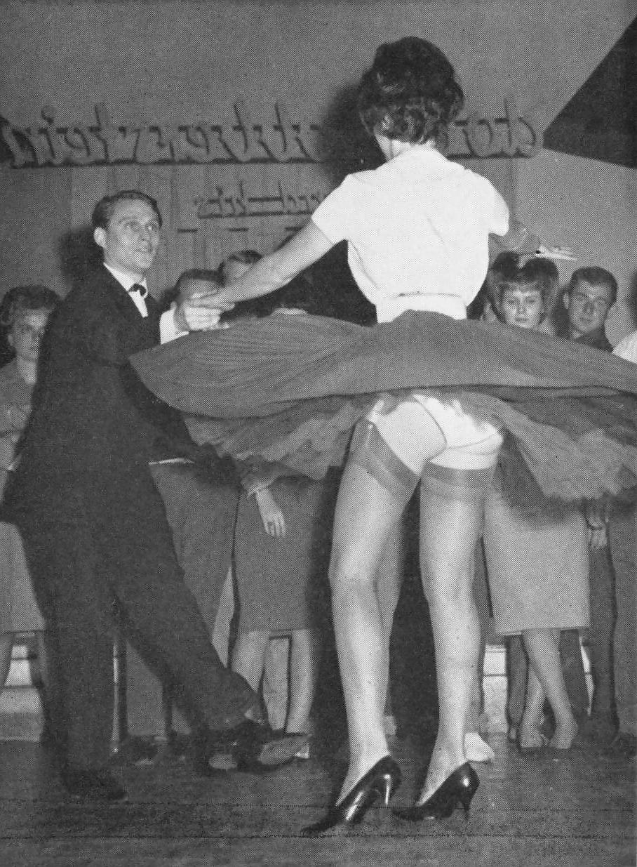 6P Vintage lady in white panties-Let's dance!