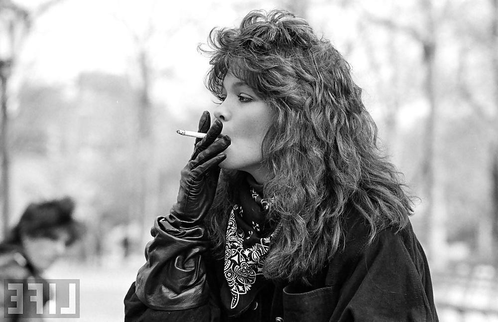 25P Hot smoking Celebrity MILFs