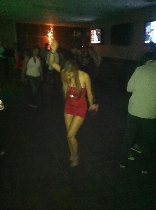 8P Ghetto latina milf