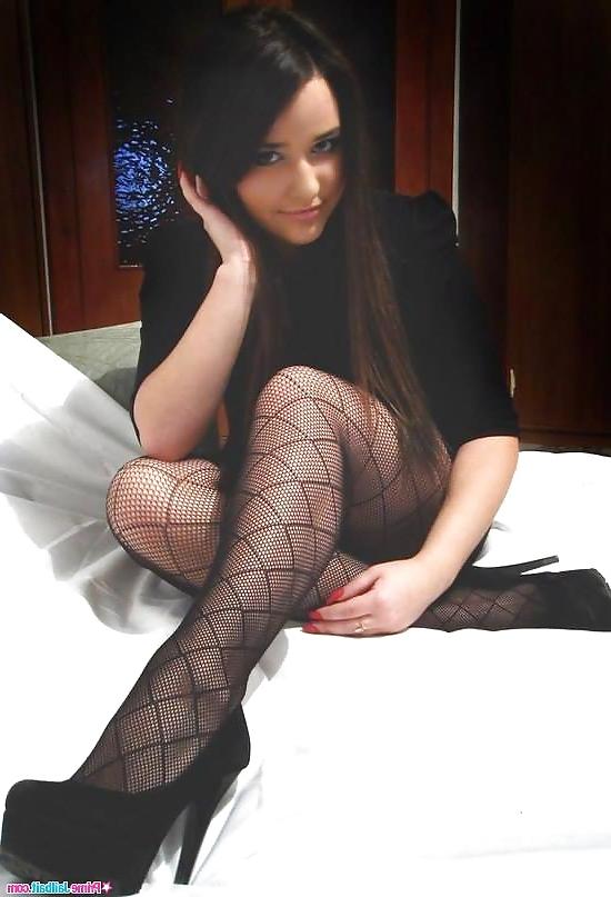 25P Selfies,Cum Shots,Pussy...pure 100% wanking material
