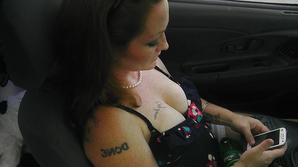 10P White Trash MILF show pussy