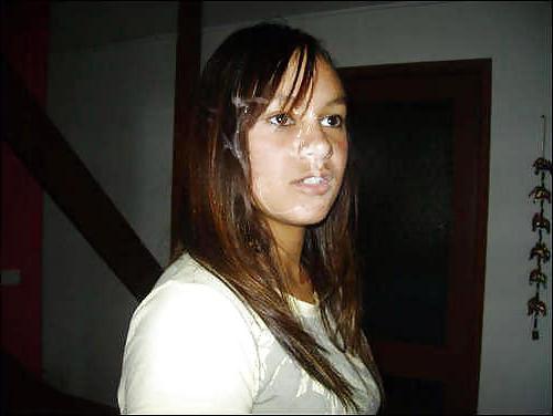 25P Messy Amateur Facials