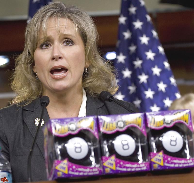 25P Jerking off to conservative women is good for you