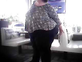 25P Candid bbw mature women 