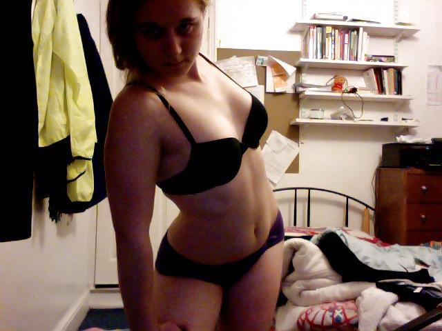 18P Student I'd love to fuck