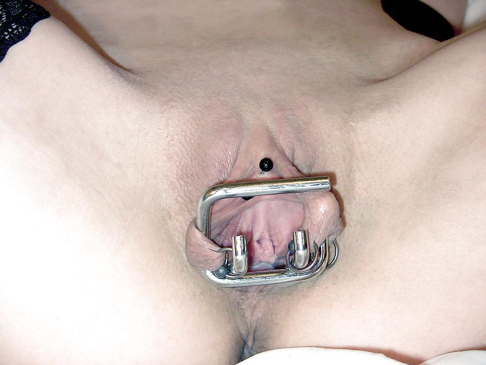 11P Tim187 Shaved internal Pussy lip stretcher Pt2.