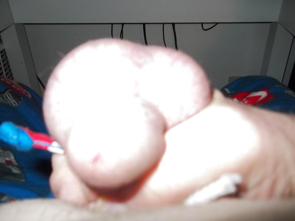20P Playing with my balls