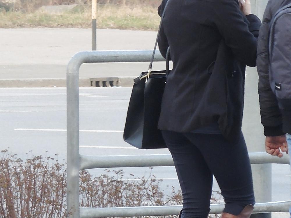 12P Polish legs and ass secretly