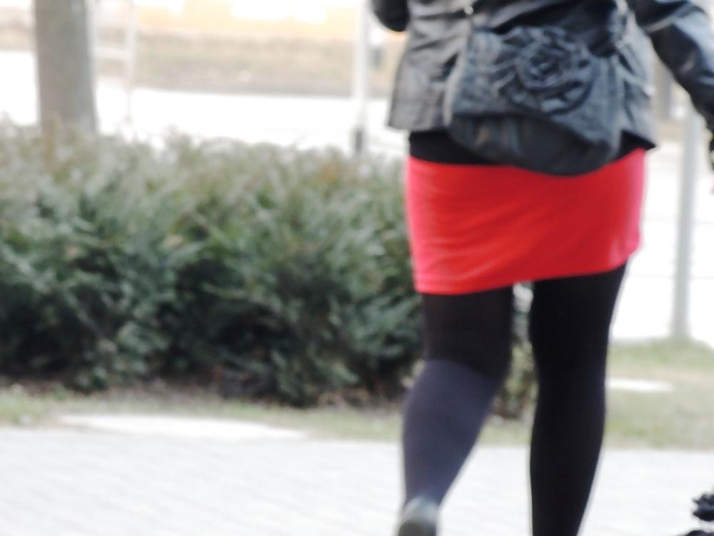 12P Polish legs and ass secretly