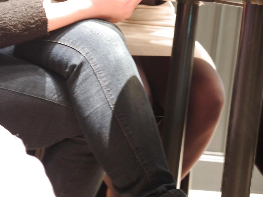 12P Polish legs and ass secretly