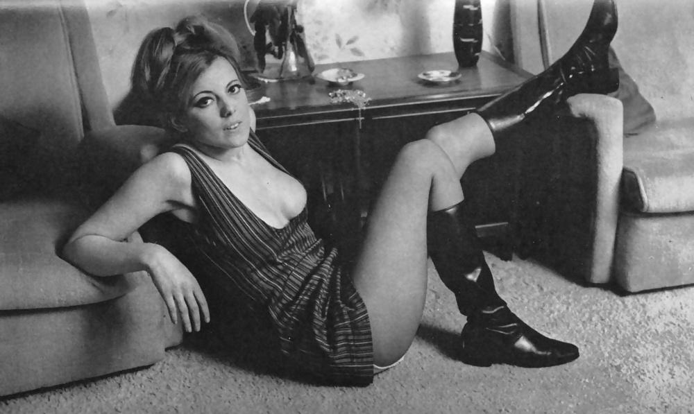5P Relax #10  (Vintage Mag) - Incomplete