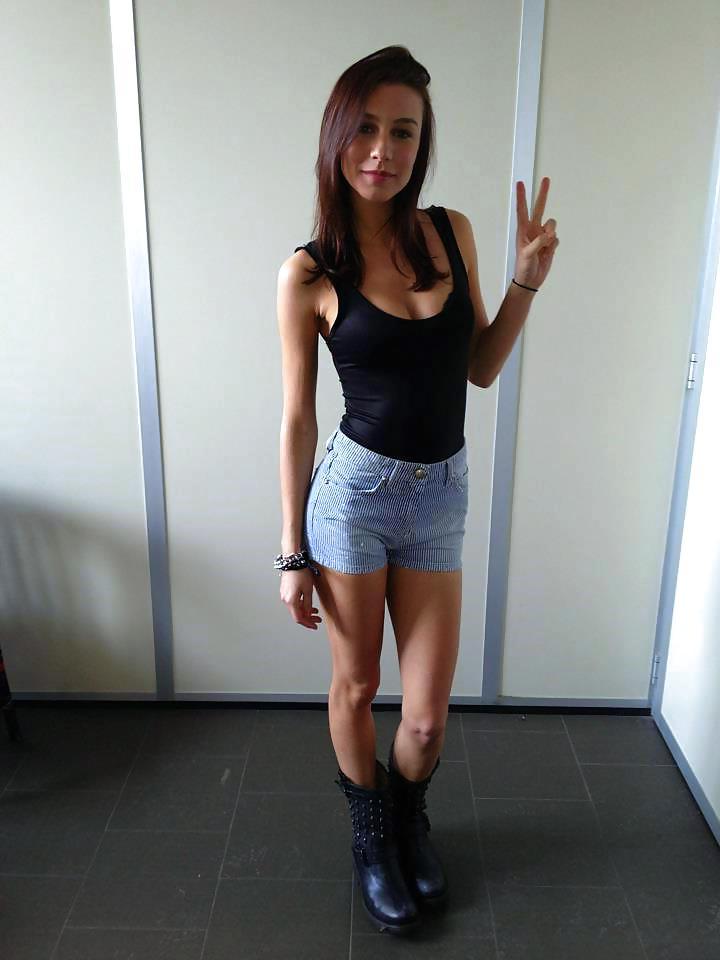 25P Giorgia (italian hot girl)