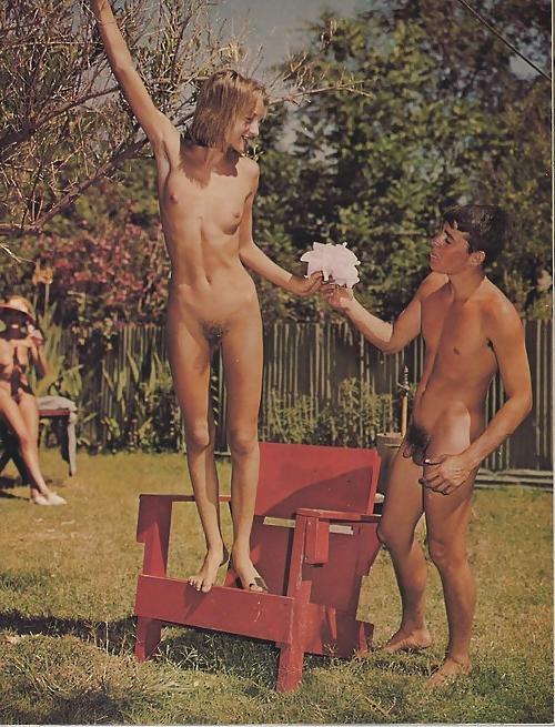 25P VINTAGE NUDISTS
