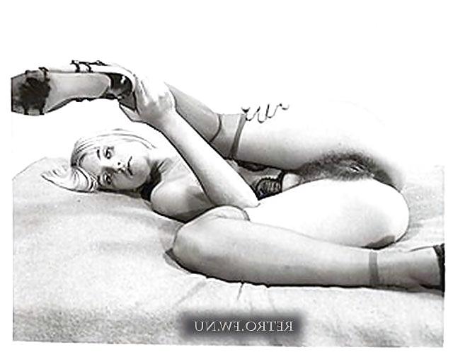25P Vintage sluts 6 (blondes)