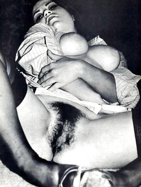 25P Vintage Nudes 9